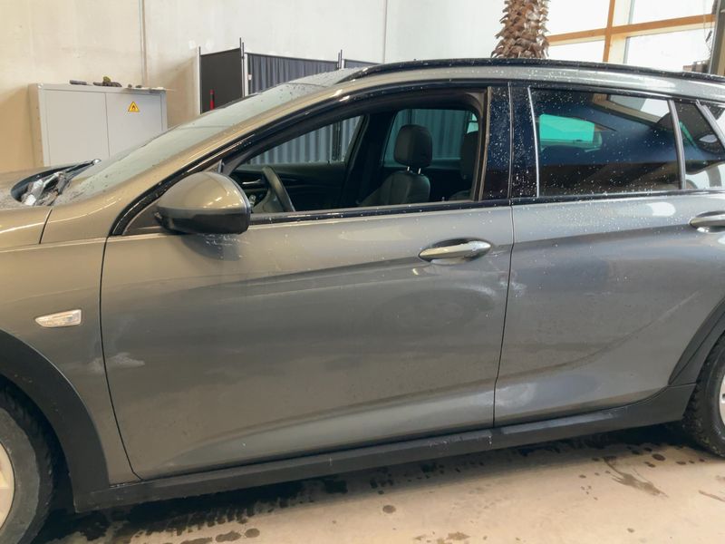 Opel Insignia Country Tourer 2.0 CDTI Basis 4x4 2019 – снимка 4