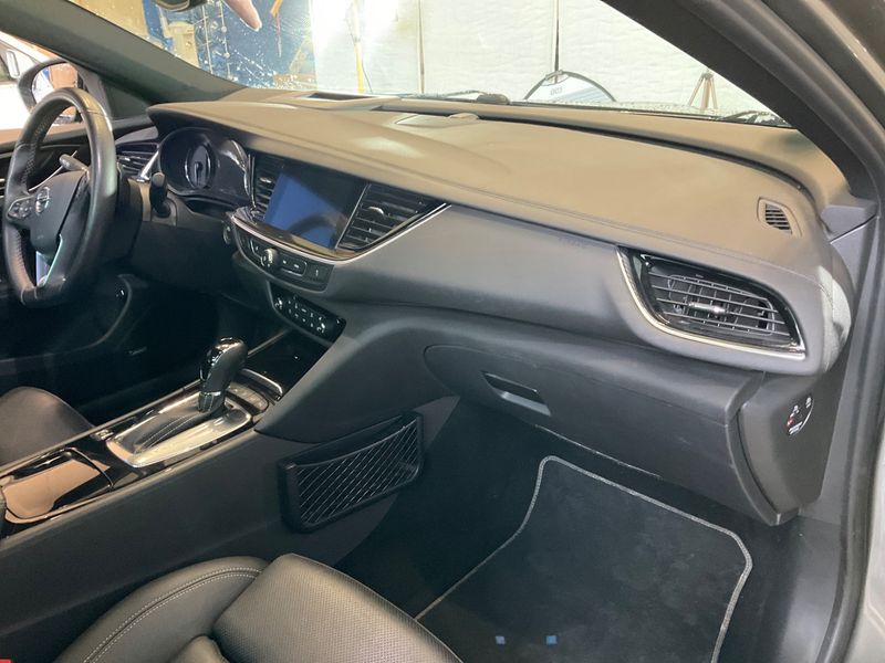 Opel Insignia Country Tourer 2.0 CDTI Basis 4x4 2019 – снимка 23
