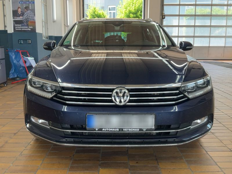 Volkswagen Passat 2.0 TDI Highline BlueMotion Tech 2015 – снимка 14