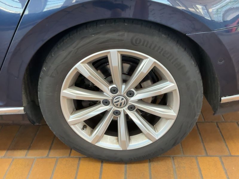 Volkswagen Passat 2.0 TDI Highline BlueMotion Tech 2015 – снимка 5