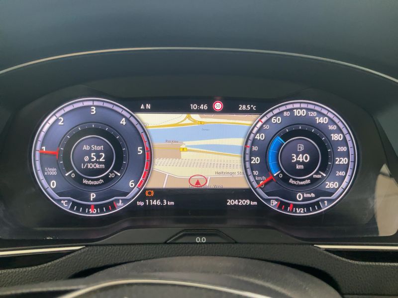 Volkswagen Passat 2.0 TDI Highline BlueMotion Tech 2015 – снимка 19