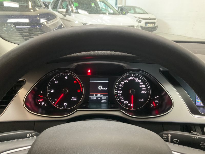 Audi A4 2.0 TDI clean diesel Ambition Luxe 2015 – снимка 13