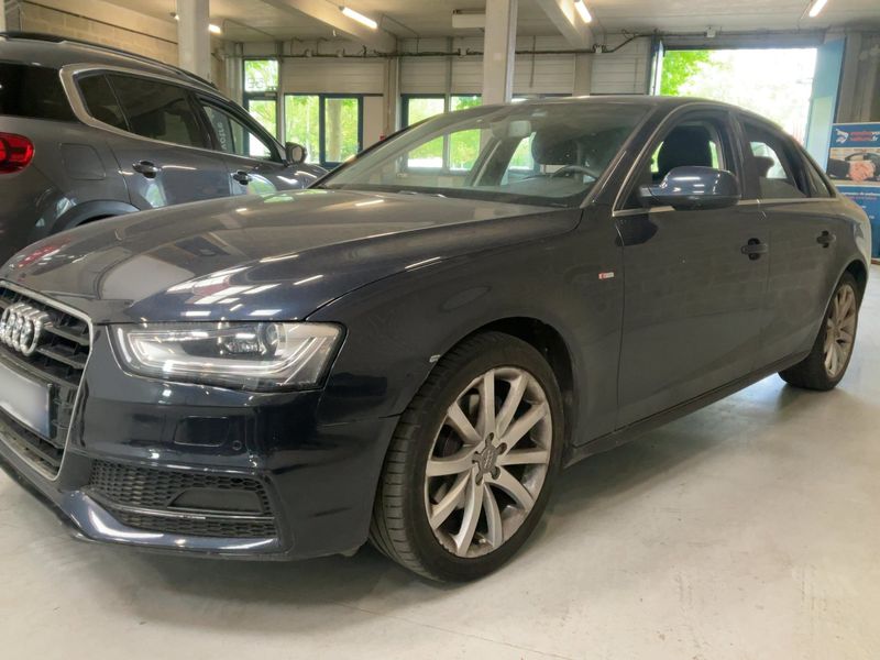 Audi A4 2.0 TDI clean diesel Ambition Luxe 2015 – снимка 2