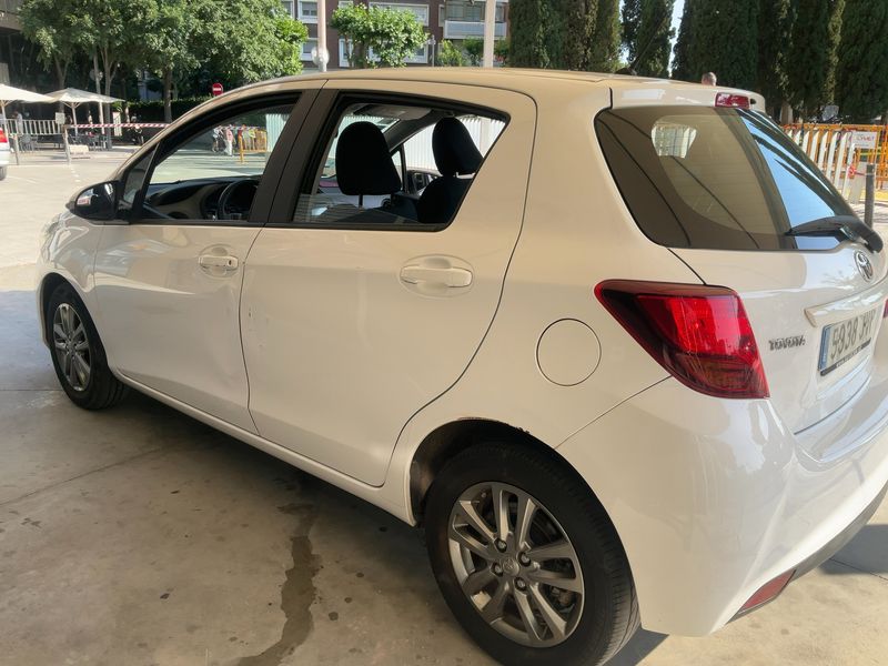 Toyota Yaris 1.0 VVT-i Cool 2016 – снимка 4