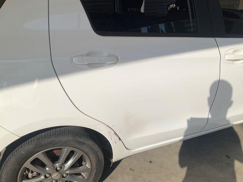 Toyota Yaris 1.0 VVT-i Cool 2016 – снимка 22