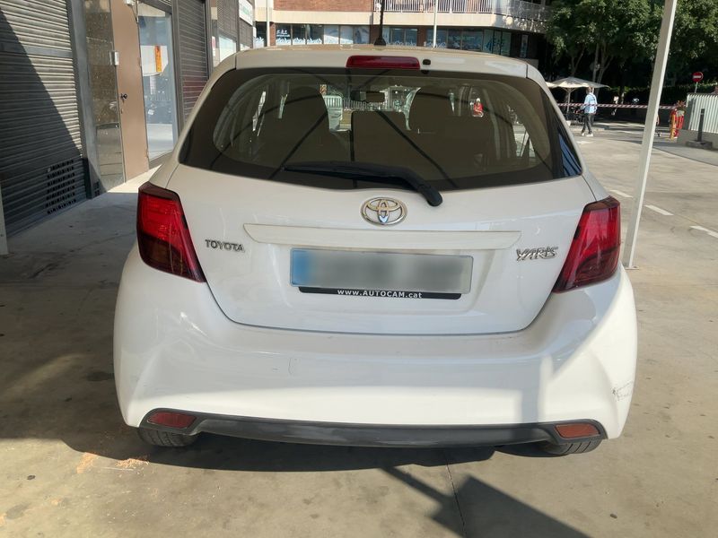 Toyota Yaris 1.0 VVT-i Cool 2016 – снимка 7