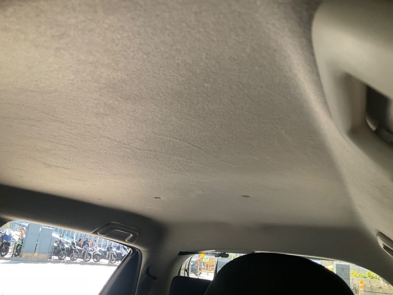 Toyota Yaris 1.0 VVT-i Cool 2016 – снимка 23