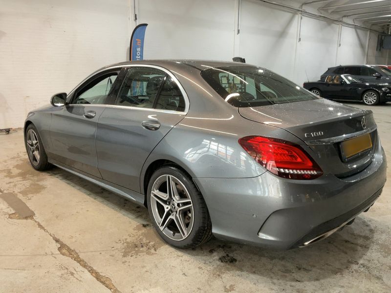 Mercedes-Benz C-Klasse C 180 AMG Line 2020 – снимка 6