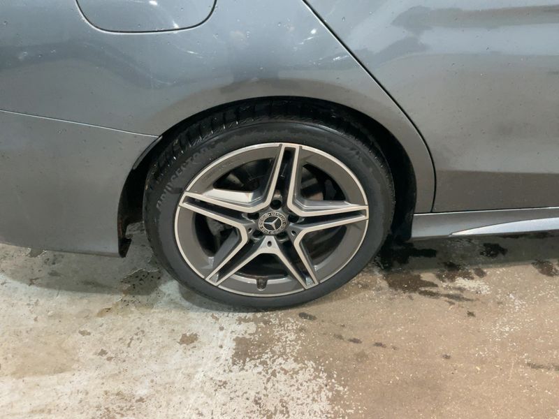 Mercedes-Benz C-Klasse C 180 AMG Line 2020 – снимка 9