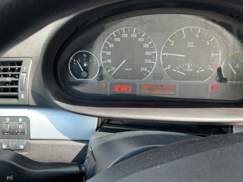 BMW 3er 318i 2004 – снимка 18