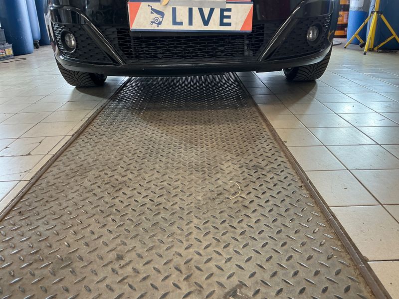 Seat Altea 2.0 TDI Reference 4x4 2011 – снимка на щета