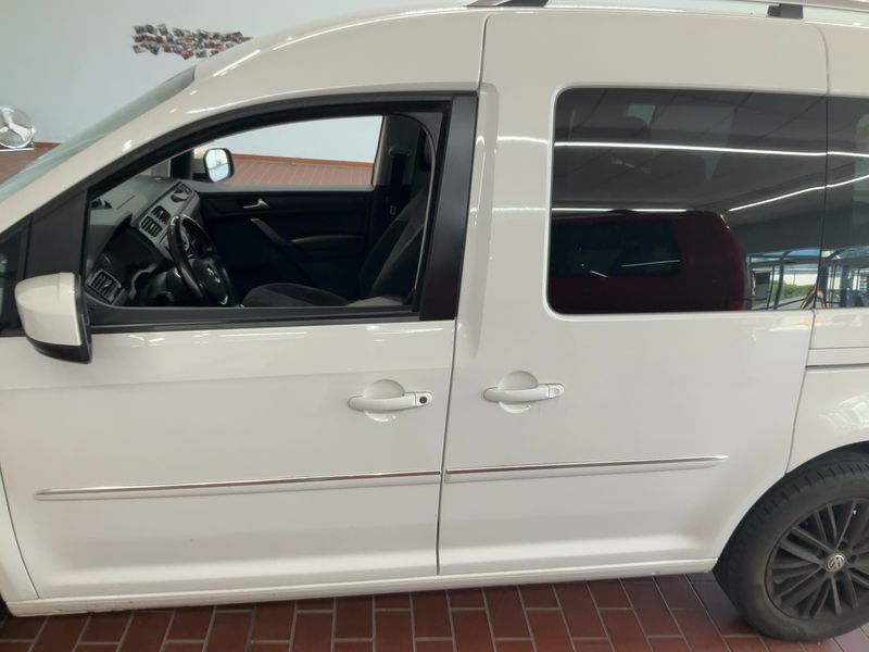Volkswagen Caddy 2.0 TDI Highline BlueMotion Tech 2018 – снимка на щета 4