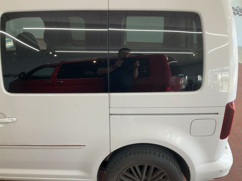 Volkswagen Caddy 2.0 TDI Highline BlueMotion Tech 2018 – снимка 6