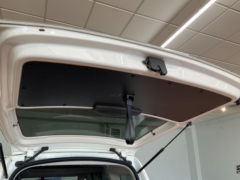 Volkswagen Caddy 2.0 TDI Highline BlueMotion Tech 2018 – снимка на щета 38