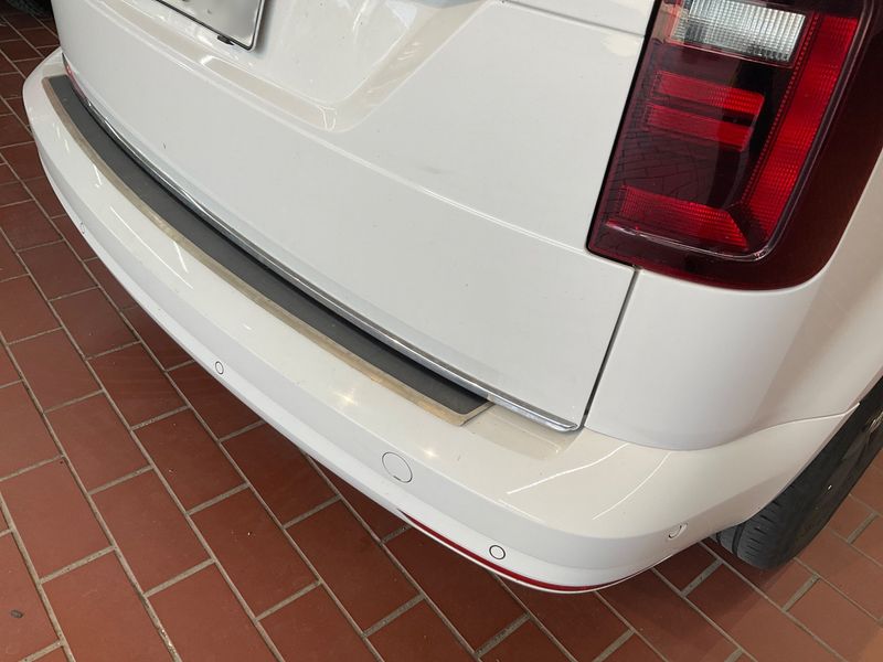 Volkswagen Caddy 2.0 TDI Highline BlueMotion Tech 2018 – снимка на щета 42