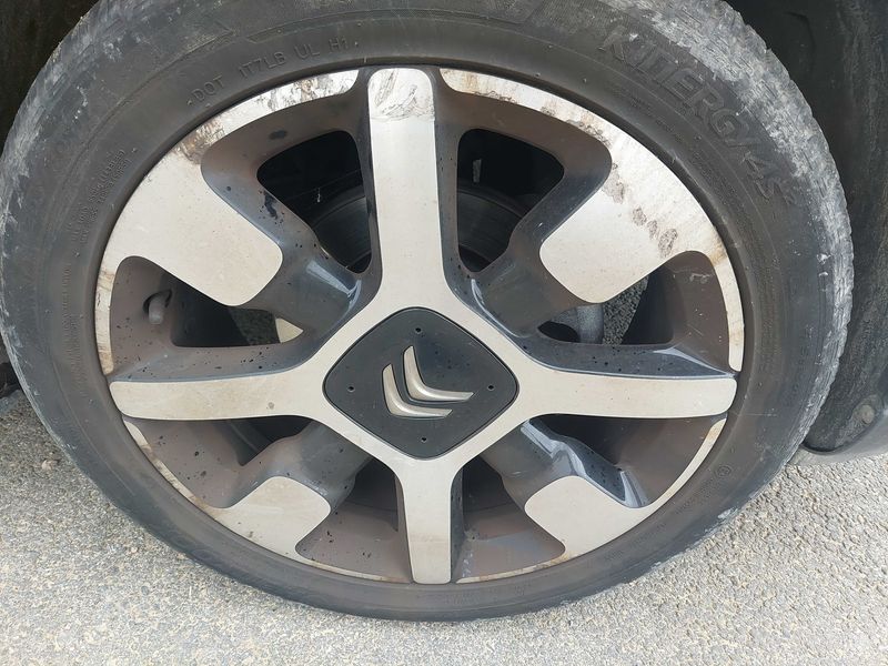 Citroen C3 1.2 PureTech Shine 2018 – снимка 21
