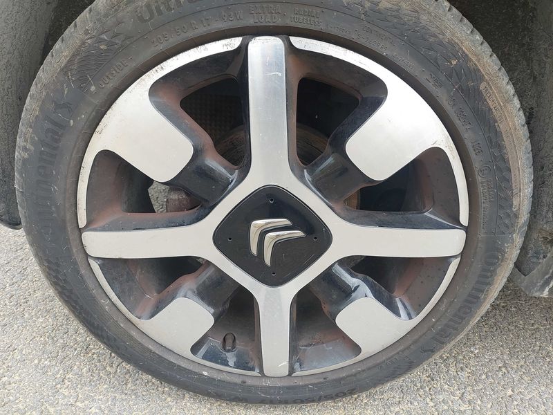 Citroen C3 1.2 PureTech Shine 2018 – снимка 38