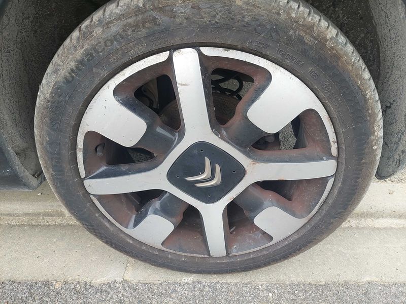 Citroen C3 1.2 PureTech Shine 2018 – снимка 39