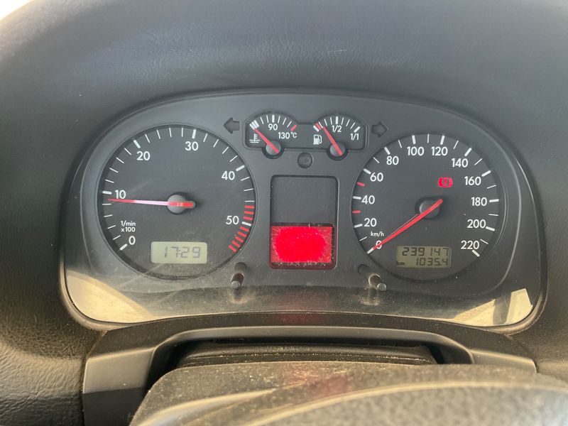Volkswagen Golf IV 1.9 TDI 25 Aniversario 2000 – снимка 4