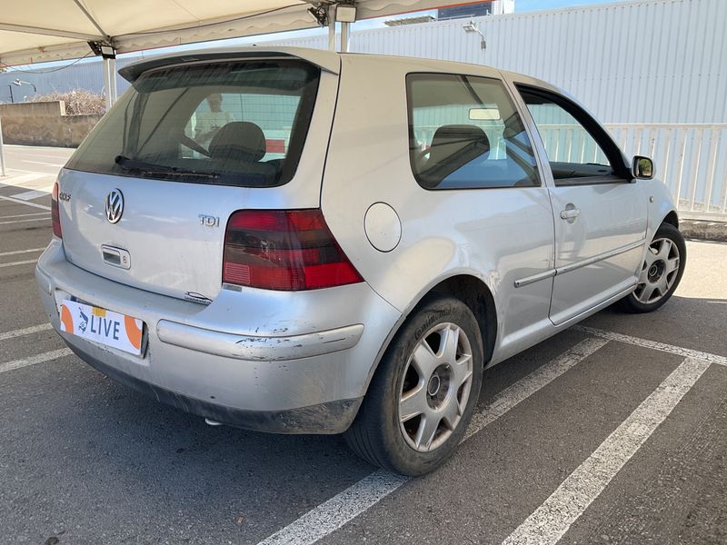 Volkswagen Golf IV 1.9 TDI 25 Aniversario 2000 – снимка 2