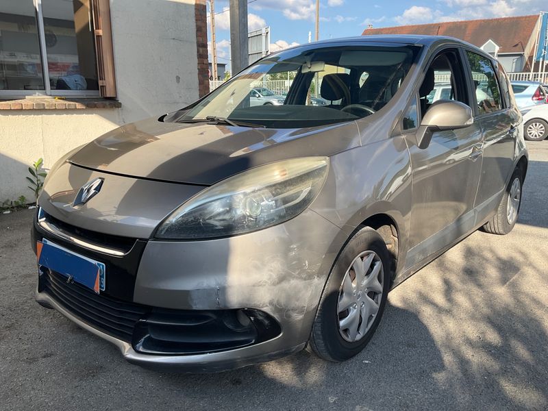 Renault Scenic 1.5 dCi Authentique 2012 – снимка 1