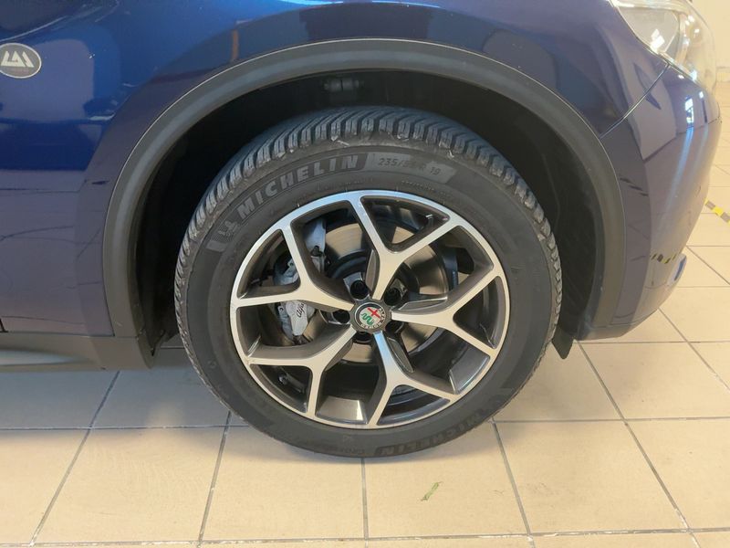 Alfa Romeo Stelvio 2.2 JTDM Lusso Q4 2019 – снимка 11