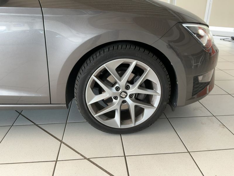Seat Leon 1.4 TSI ACT FR 2016 – снимка 11