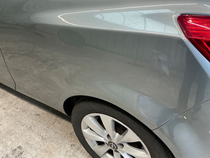 Opel Corsa 1.4 Active 2013 – снимка 22