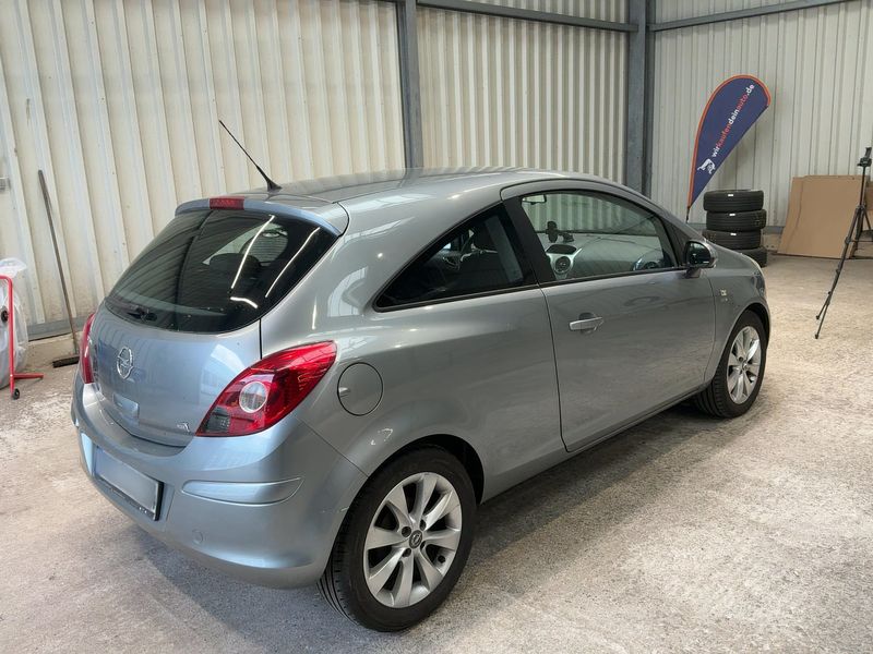 Opel Corsa 1.4 Active 2013 – снимка 8