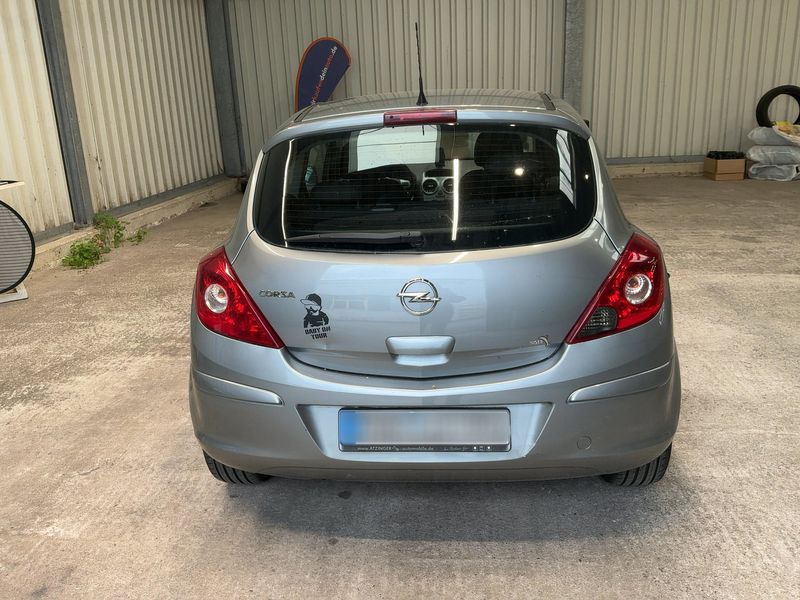 Opel Corsa 1.4 Active 2013 – снимка 7