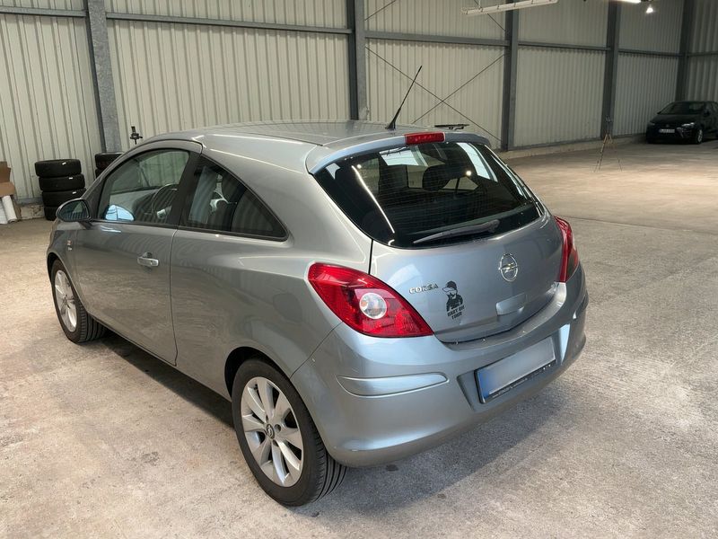 Opel Corsa 1.4 Active 2013 – снимка 6