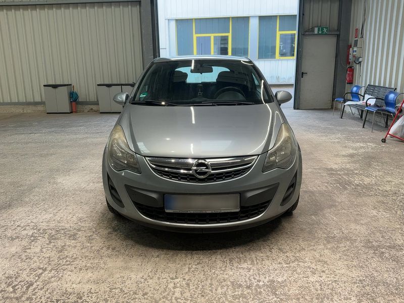 Opel Corsa 1.4 Active 2013 – снимка 14
