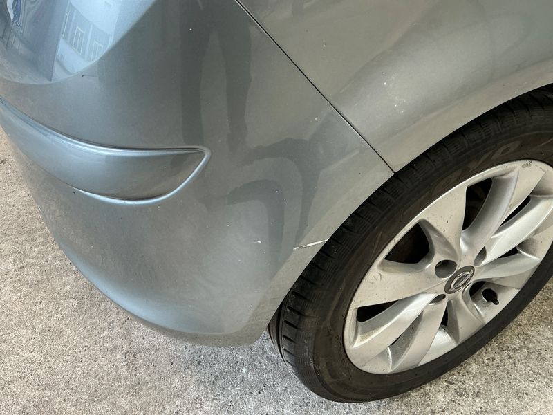 Opel Corsa 1.4 Active 2013 – снимка 24