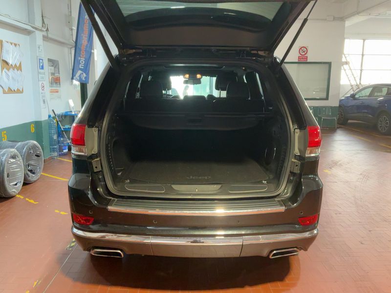 Jeep Grand Cherokee 3.0 CRD Summit 2016 – снимка 15