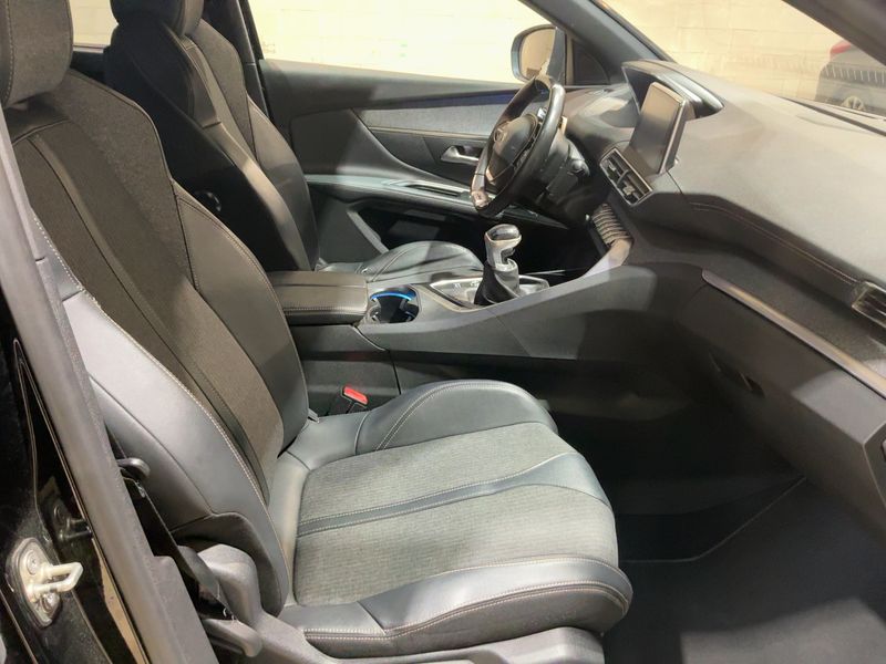 Peugeot 5008 1.5 Blue-HDi GT Line 2019 – снимка 16