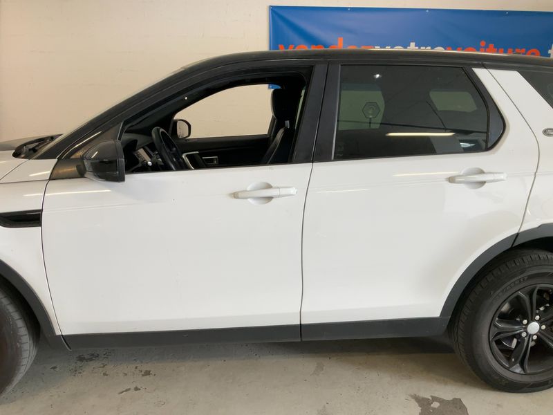 Land Rover Discovery Sport 2.0 Td4 SE AWD 2015 – снимка 4