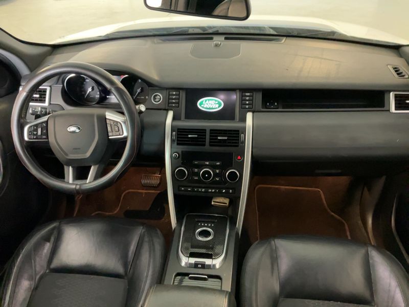 Land Rover Discovery Sport 2.0 Td4 SE AWD 2015 – снимка 17