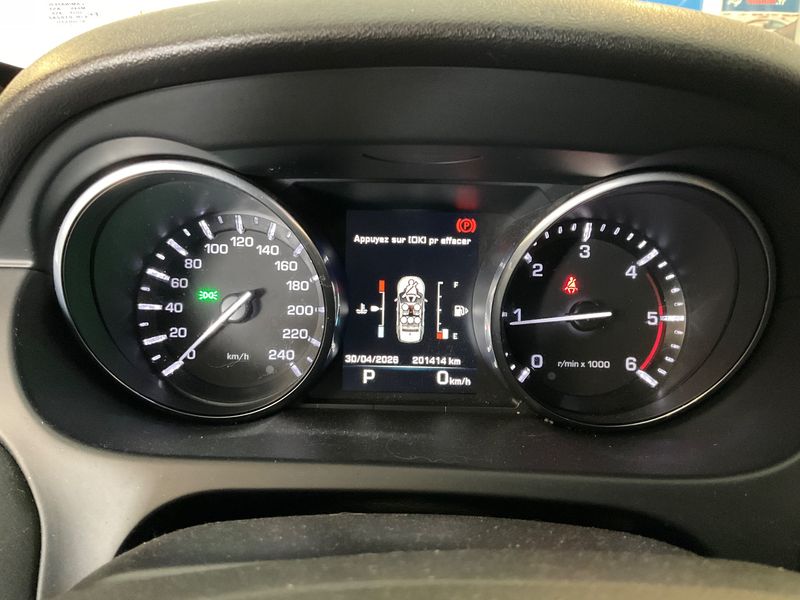 Land Rover Discovery Sport 2.0 Td4 SE AWD 2015 – снимка 18