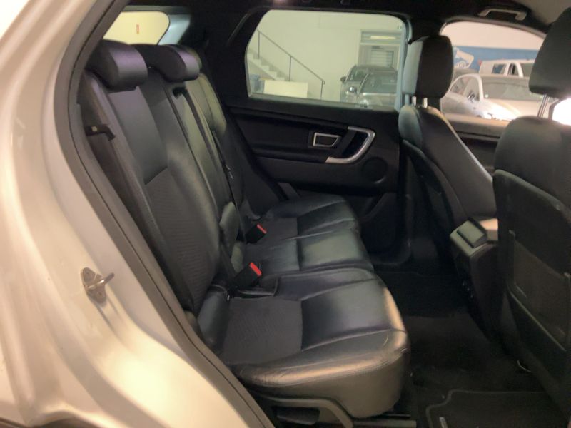 Land Rover Discovery Sport 2.0 Td4 SE AWD 2015 – снимка 19