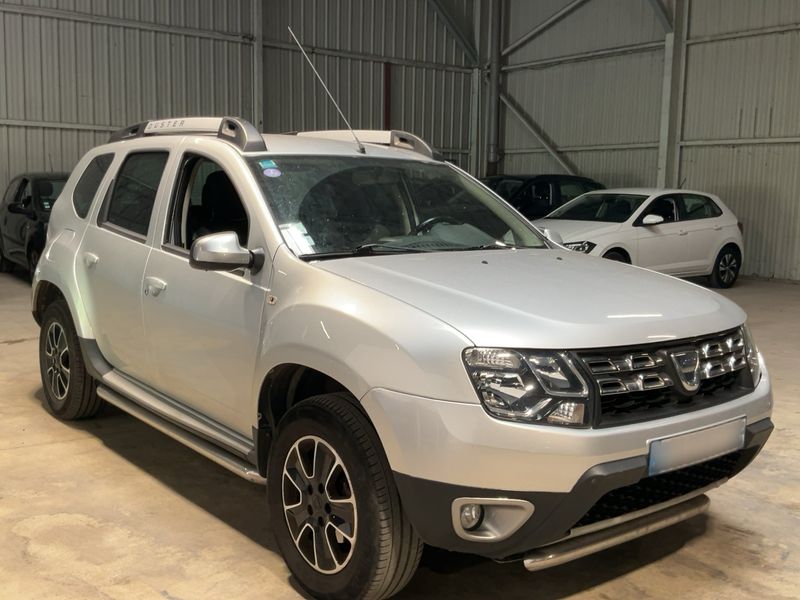 Dacia Duster 1.2 TCe SL Steel 4x2 2016 – снимка 12