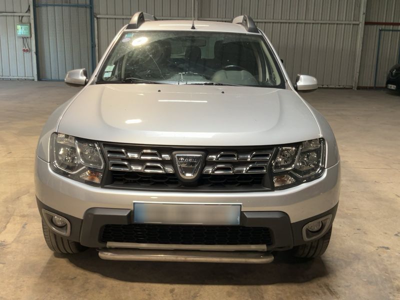 Dacia Duster 1.2 TCe SL Steel 4x2 2016 – снимка 14