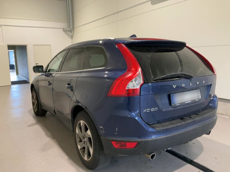 Volvo XC60 2.4 D4 Ocean Race AWD 2012 – снимка 6