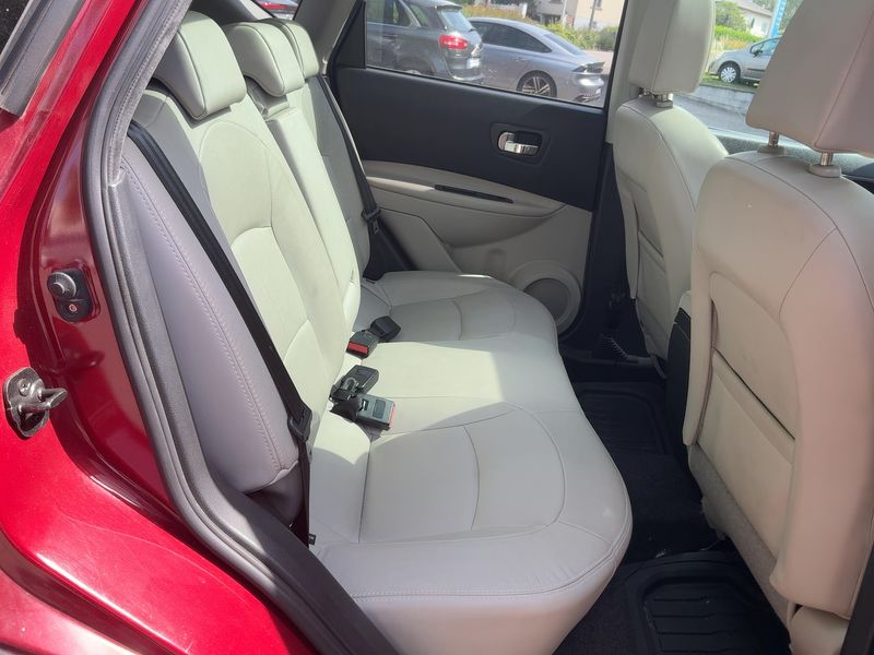 Nissan Qashqai 1.6 dCi Tekna 2012 – снимка 19