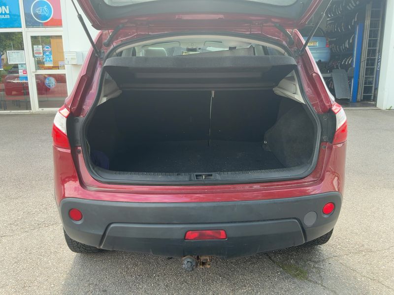 Nissan Qashqai 1.6 dCi Tekna 2012 – снимка 15