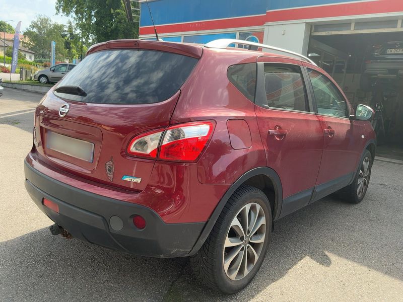 Nissan Qashqai 1.6 dCi Tekna 2012 – снимка 8
