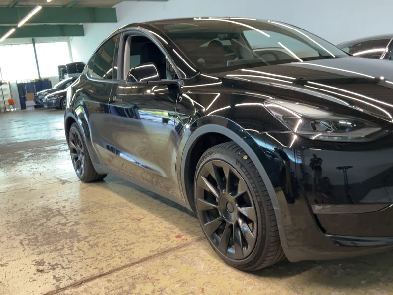 Tesla Model Y Long Range Dual AWD Premium 2025 – снимка 12