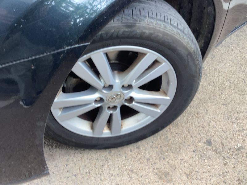 Toyota Avensis 2.0 D-4D Advance 2012 – снимка 3