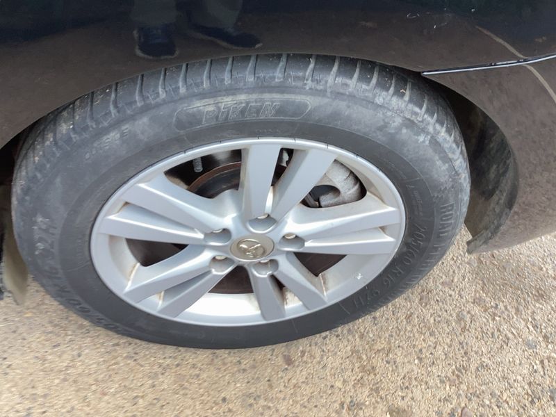Toyota Avensis 2.0 D-4D Advance 2012 – снимка 5
