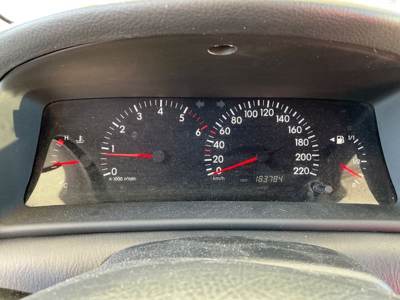 Toyota Corolla 2.0 D-4D Compact Luna 2004 – снимка 4