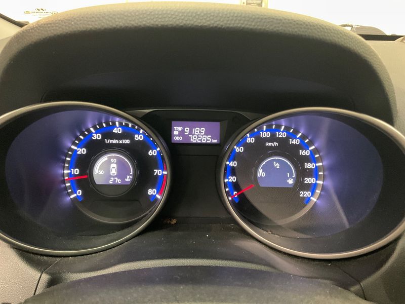 Hyundai ix35 1.6 Classic 2WD 2010 – снимка 18